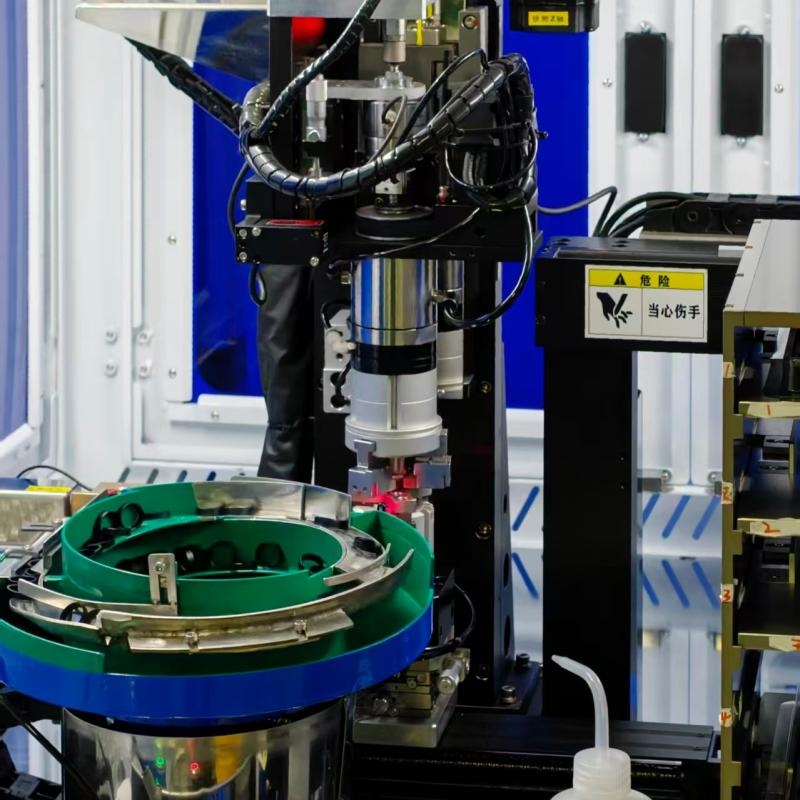 BOSHI Optical Technology lleva a cabo capacitación en procesos de producción para formar equipos de fabricación profesionales